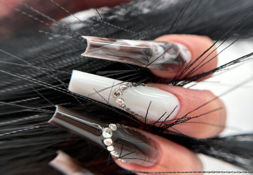 Маникюр + наращивание ногтей (длина более 2 см) + гель лак (снятие входит)