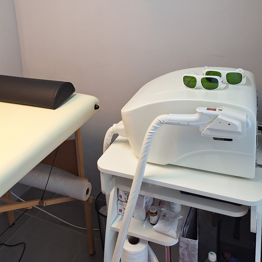 Комплекс: Бикини глубокое + Подмышки + Ноги полностью