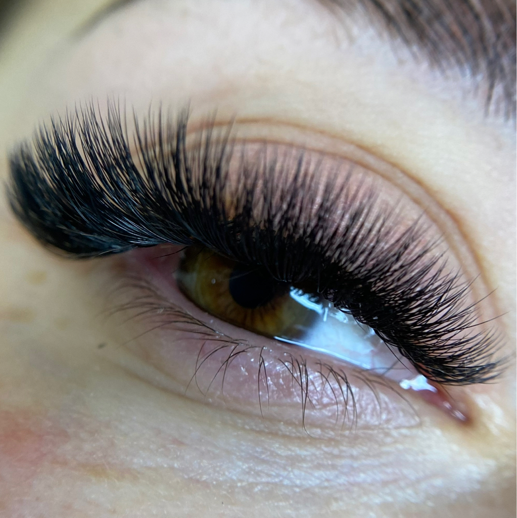 Наращивание ресниц Голливуд