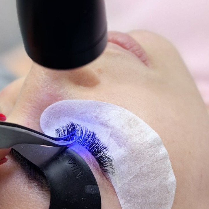 LED-Ipek Kirpik 2D (LED-наращивание ресниц 2D)