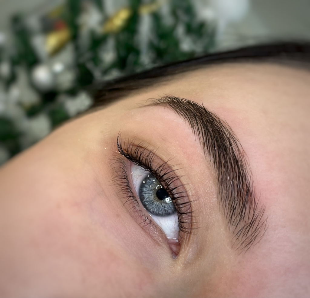 Долговременная укладка бровей + Ламинирование ресниц