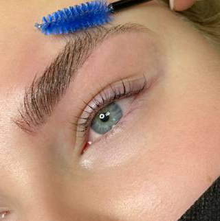 Ламинирование бровей и ресниц