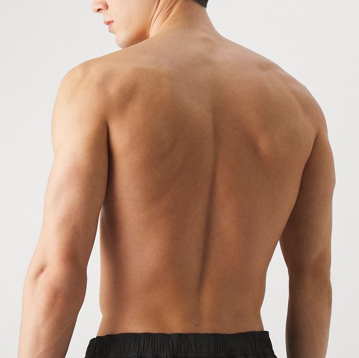 Мужская лазерная эпиляция спины