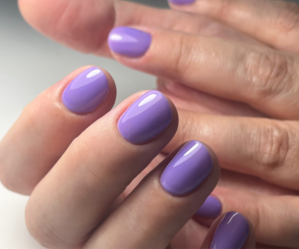 Маникюр с покрытием гель-лак