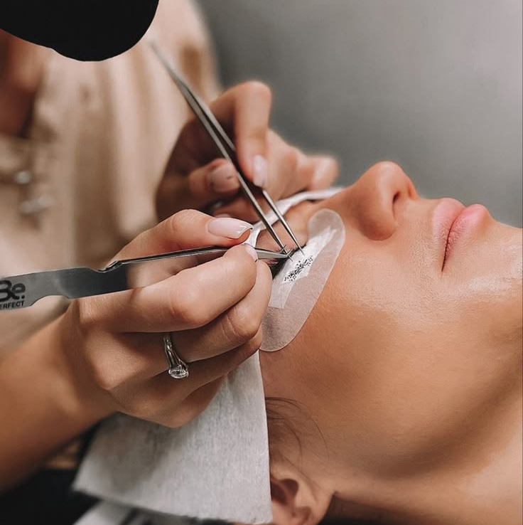 Коррекция ресниц