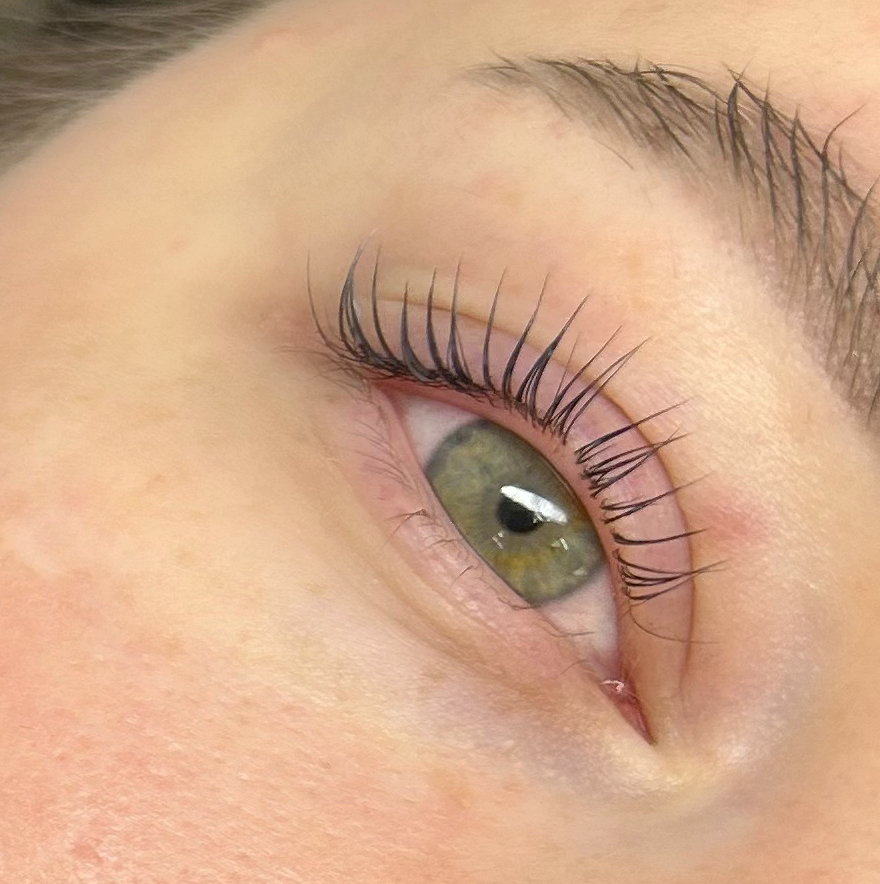 Ламинирование ресниц (ботокс)