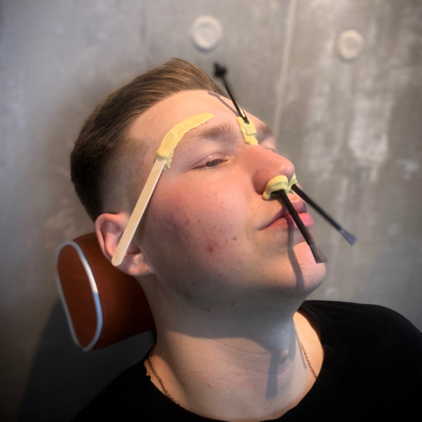 Восковая депиляция волос