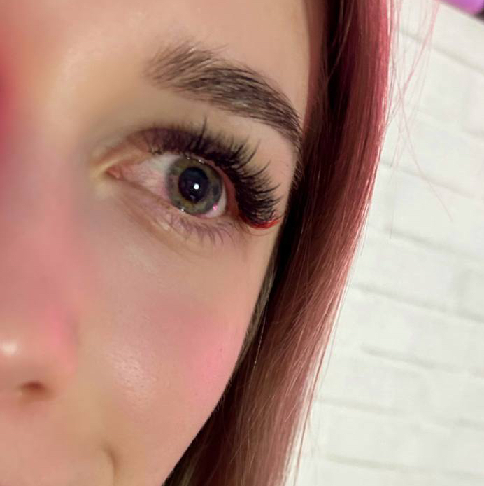 Цветные ресницы, лучи, снятие чужого наращивания