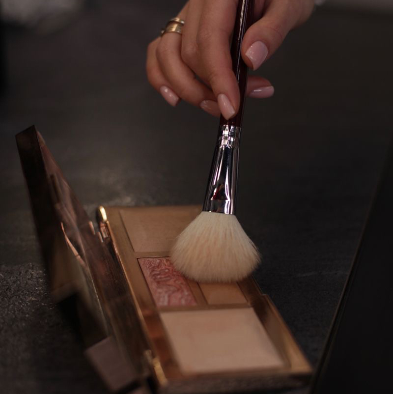 Курс твiй iдеальний макiяж вiд 2 осiб  2 днi   Course Makeup for yourself from 2 person 2 dais