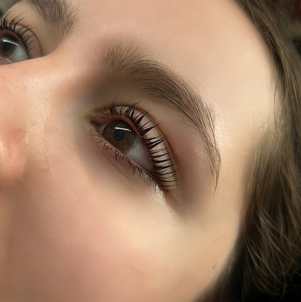 Ламинирование ресниц с окрашиванием