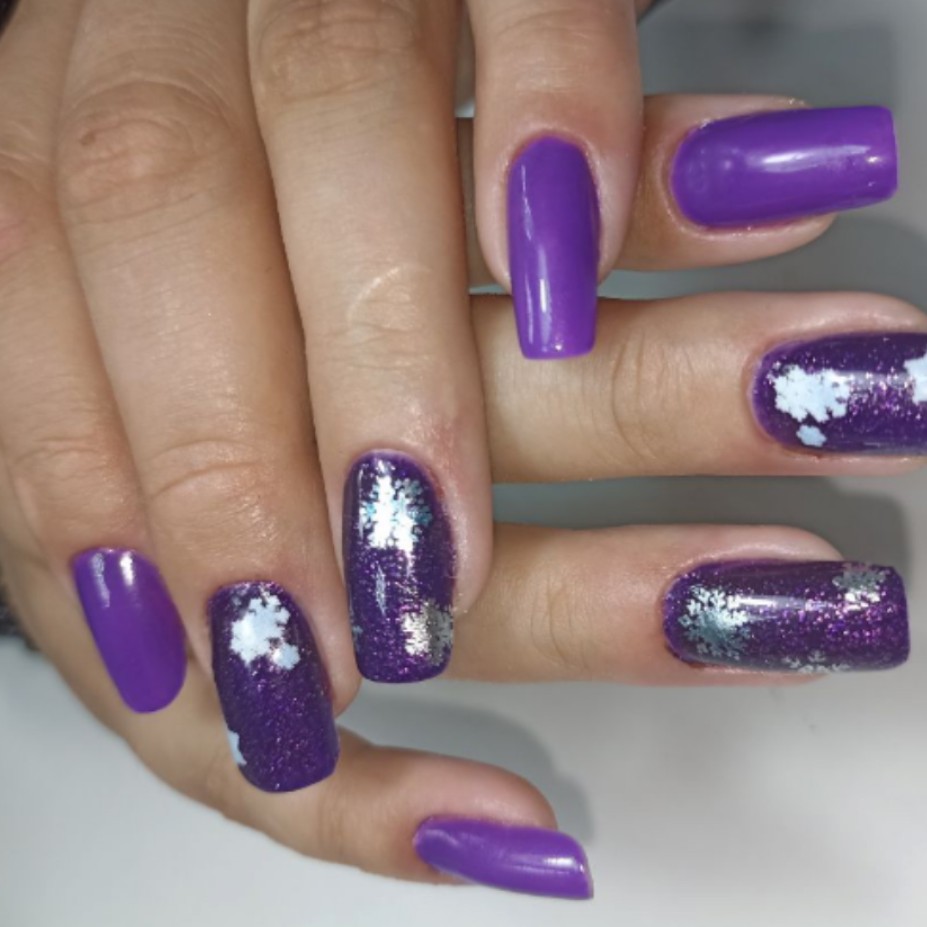 Наращивание ногтей (средние)