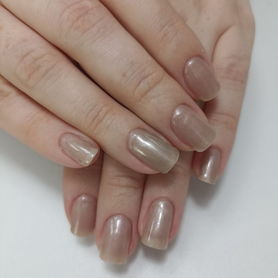 Маникюр с покрытием гель-лак (однотон)