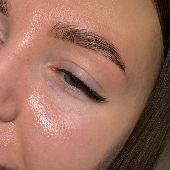 Наращивание ресниц классика