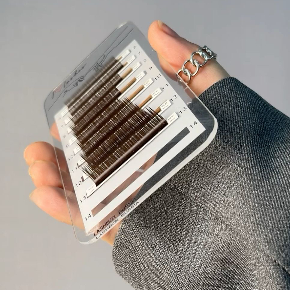 Наращивание ресниц 1,5D объема