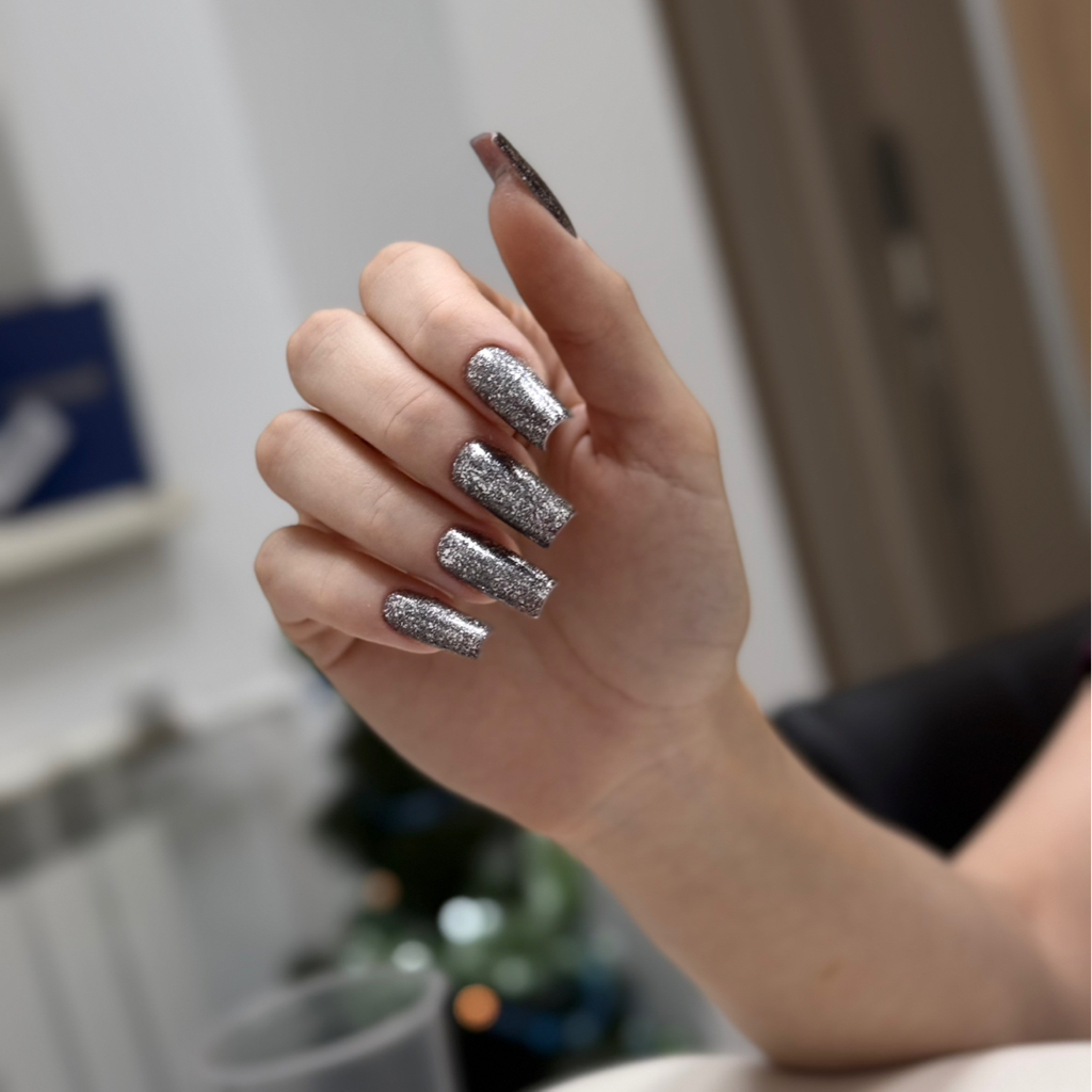 Коррекция длинных ногтей, миндаль, овал, квадрат