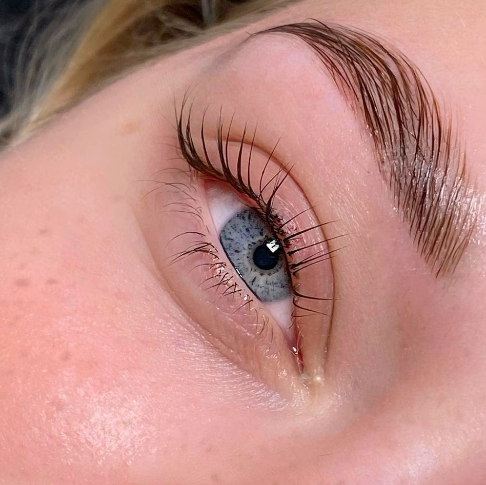 Долговременная укладка бровей+ ламинирование ресниц