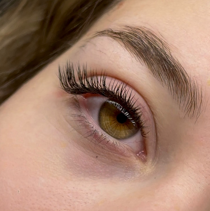 Наращивание ресниц (всё включено)