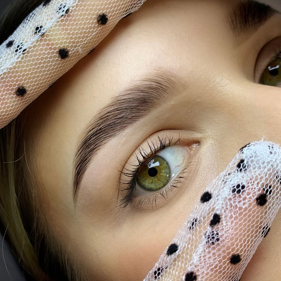 Коррекция бровей (пинцет, воск)  окрашивание краской