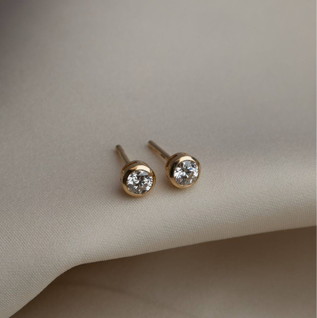 Пирсинг брови (Классический)