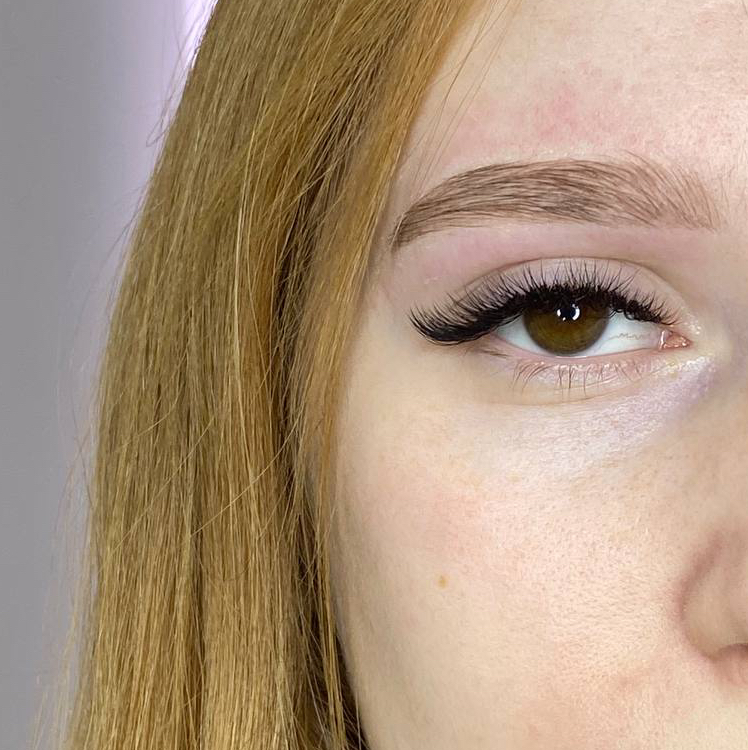 Наращивание ресниц 3D