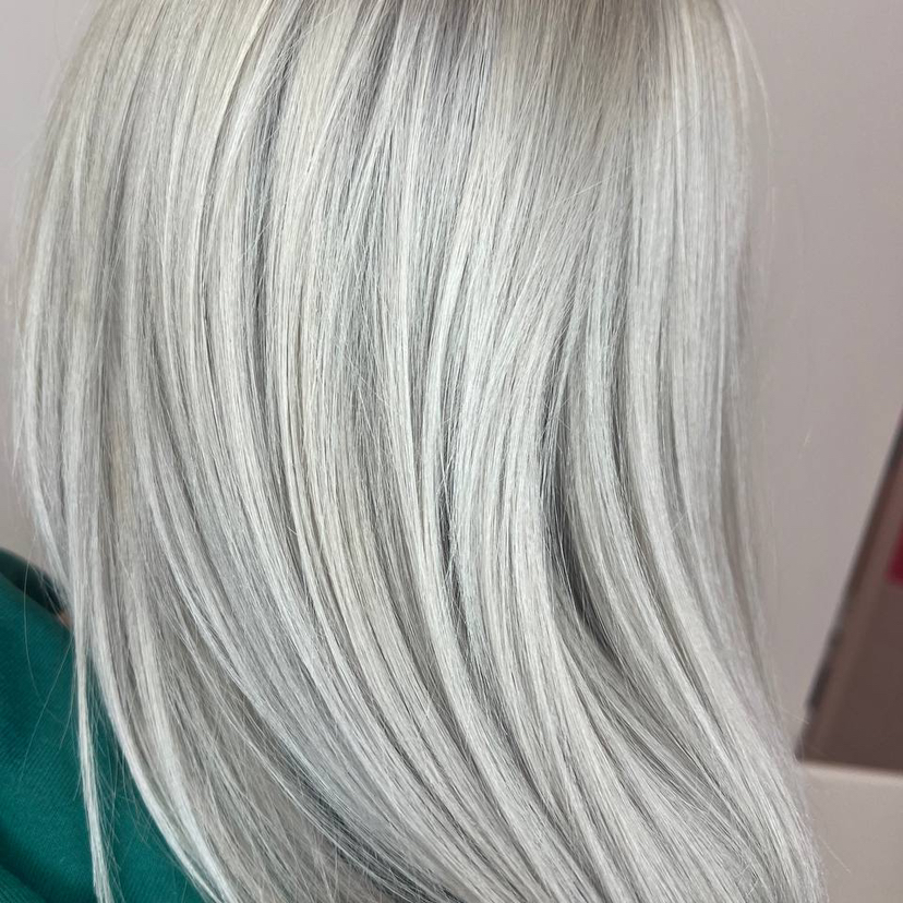 Скидка 1000₽ на сложное окрашивание