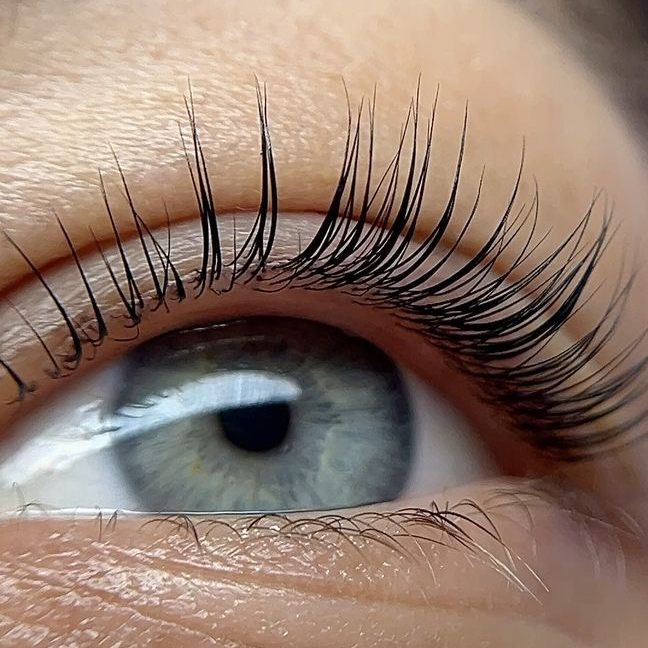 Окрашивание ресниц краской