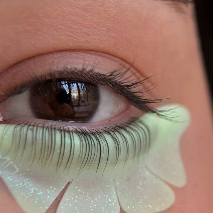 Ламинирование ресниц (верхние + нижние)