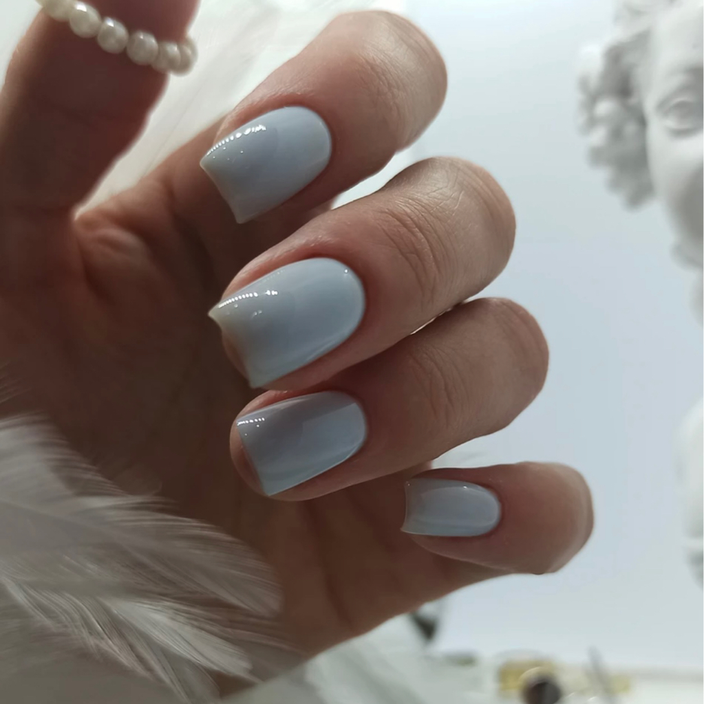 Маникюр с покрытием