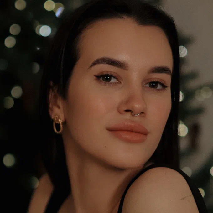 Катя
