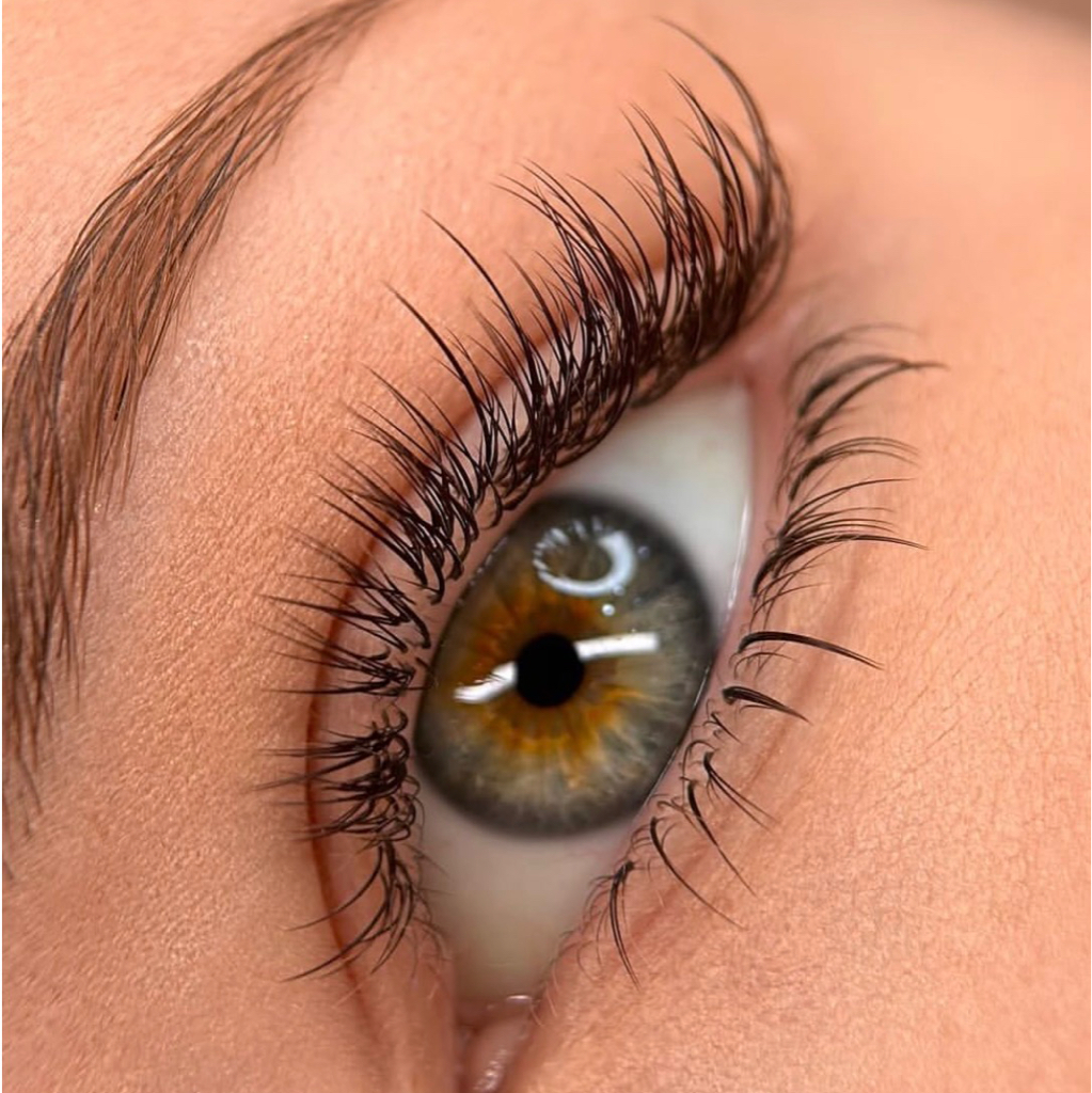 Наращивание ресниц 1,5D