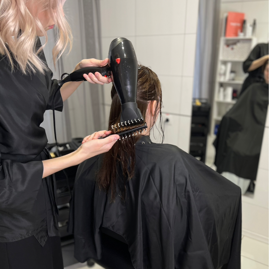 Укладка на брашинг