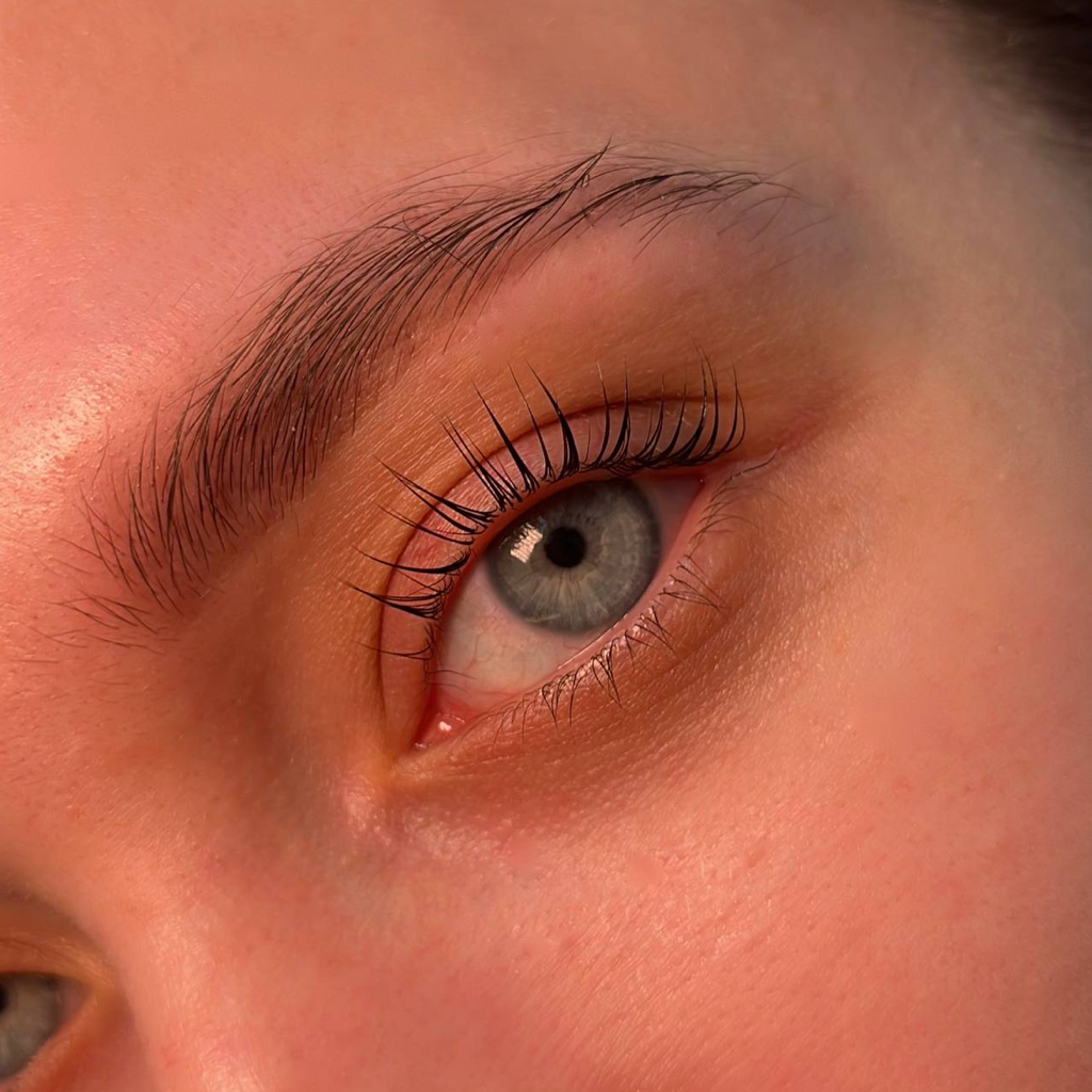 Ламинирование ресниц