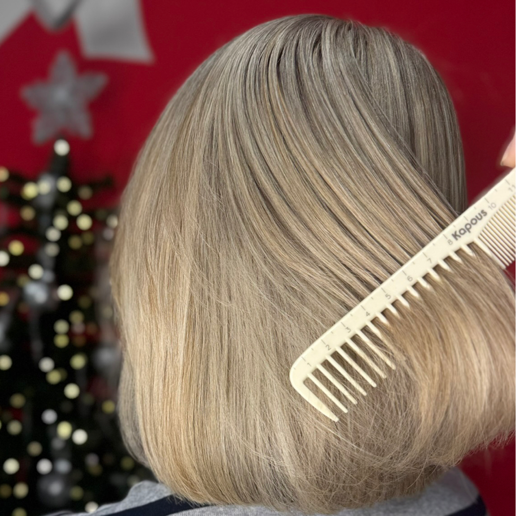 Интенсивное/пастельное тонирование. Работа с использованием безаммиачных красителей и активаторов с низким процентом (от 1.5% до 1.9%). Услуга направл