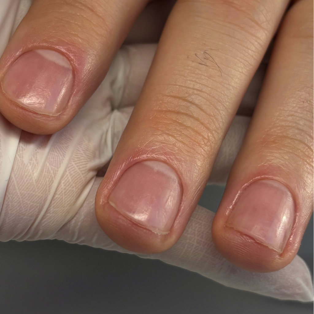 Маникюр без покрытия