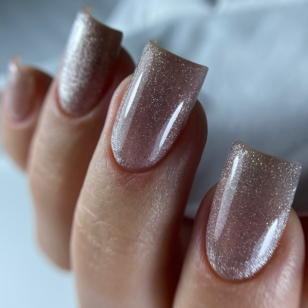 Наращивание ногтей средняя длина (3-4)