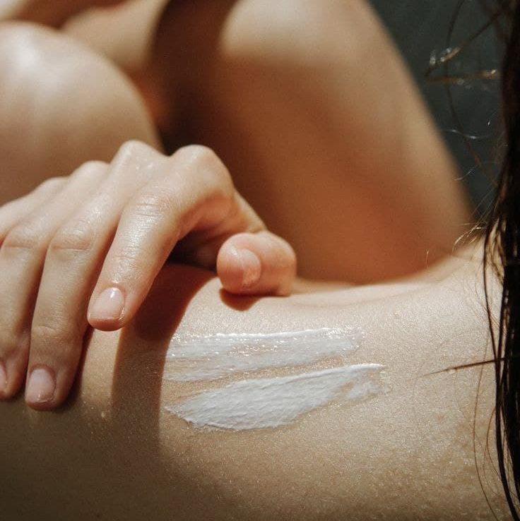 10 сеансов массажа лица (70мин) + массаж швз (30мин)