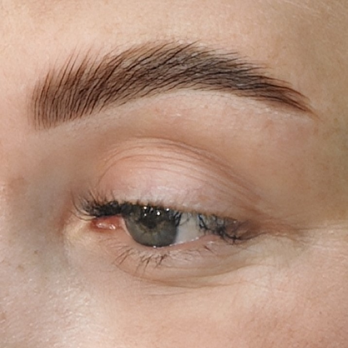 Ламинирование бровей