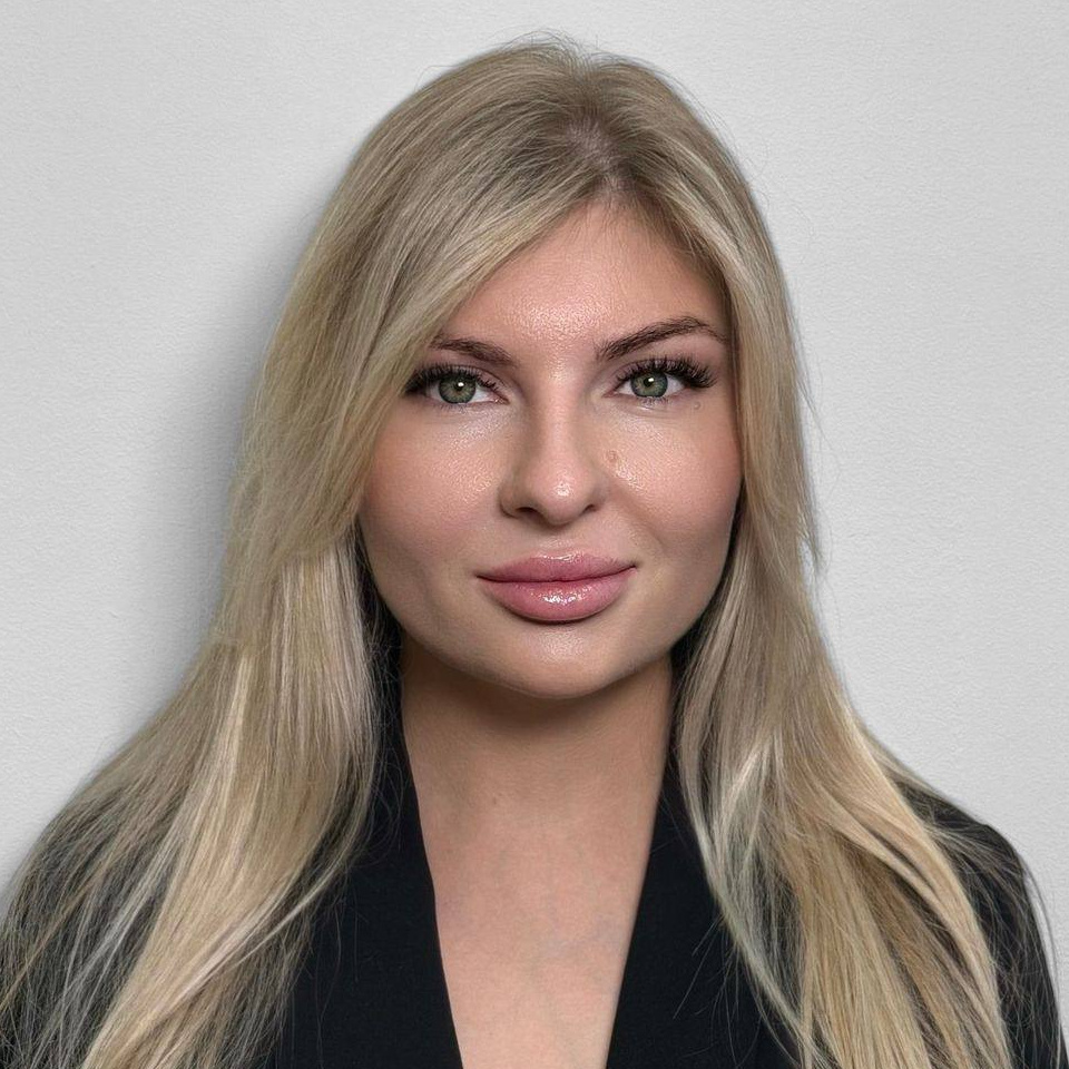 Звегинцева Евгения