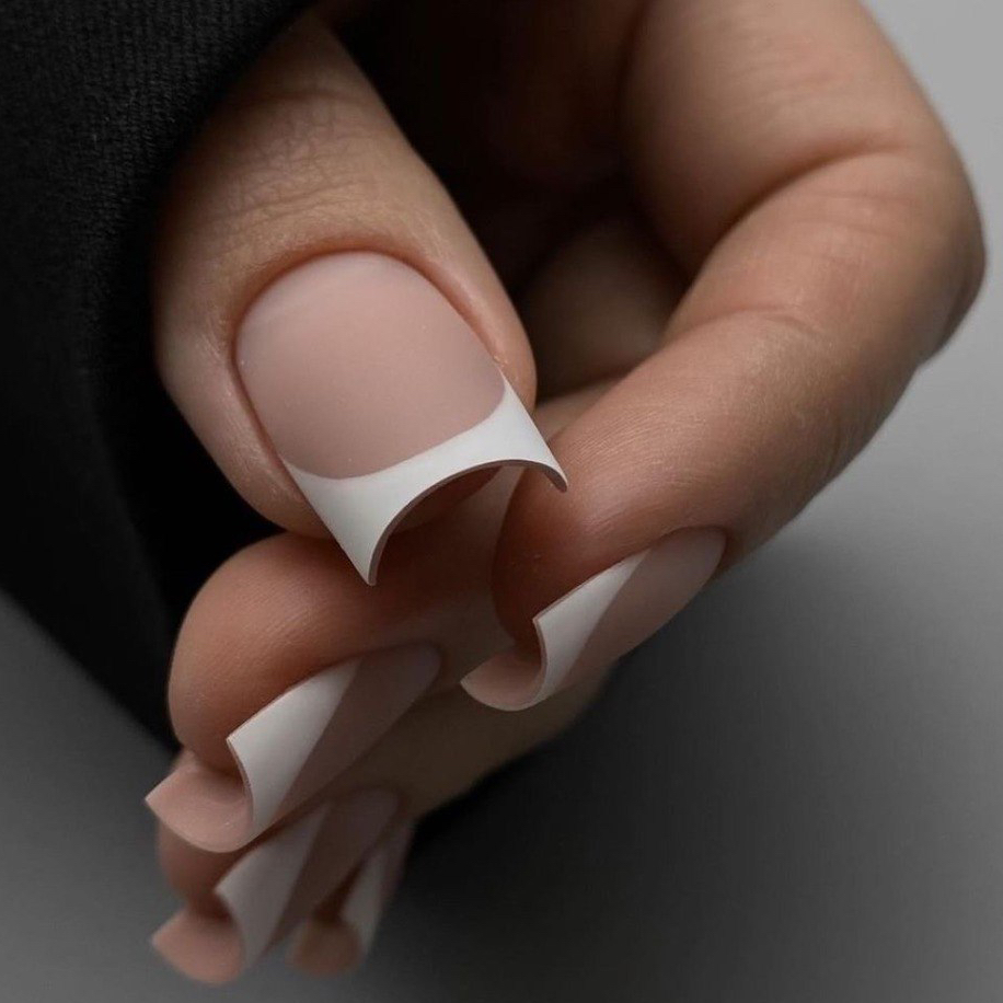 Маникюр френч