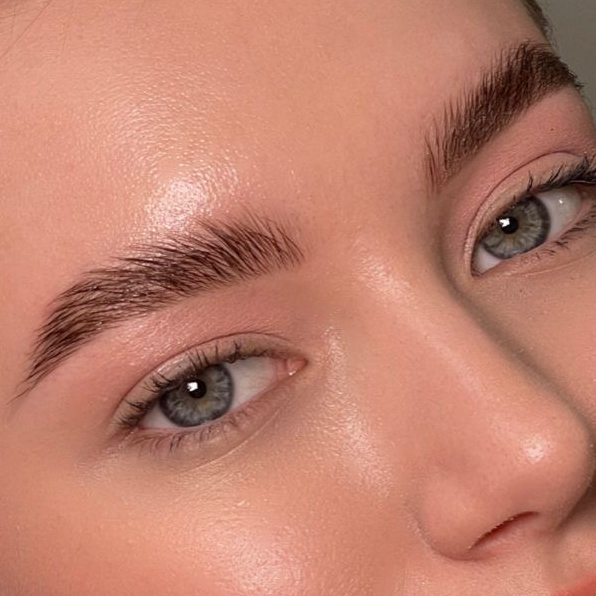 Долговременная укладка бровей