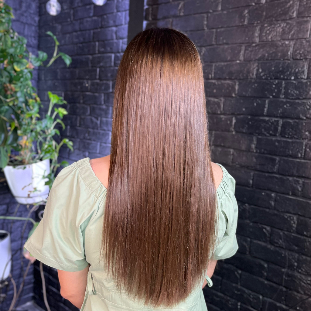 Интенсивное тонирование (окрашивание в один тон, корни и полотно)