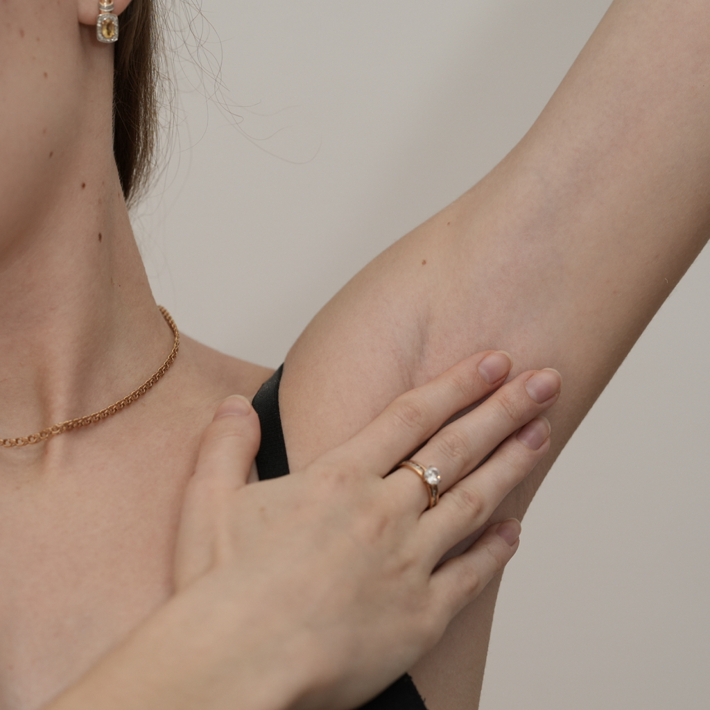 Подмышечные впадины