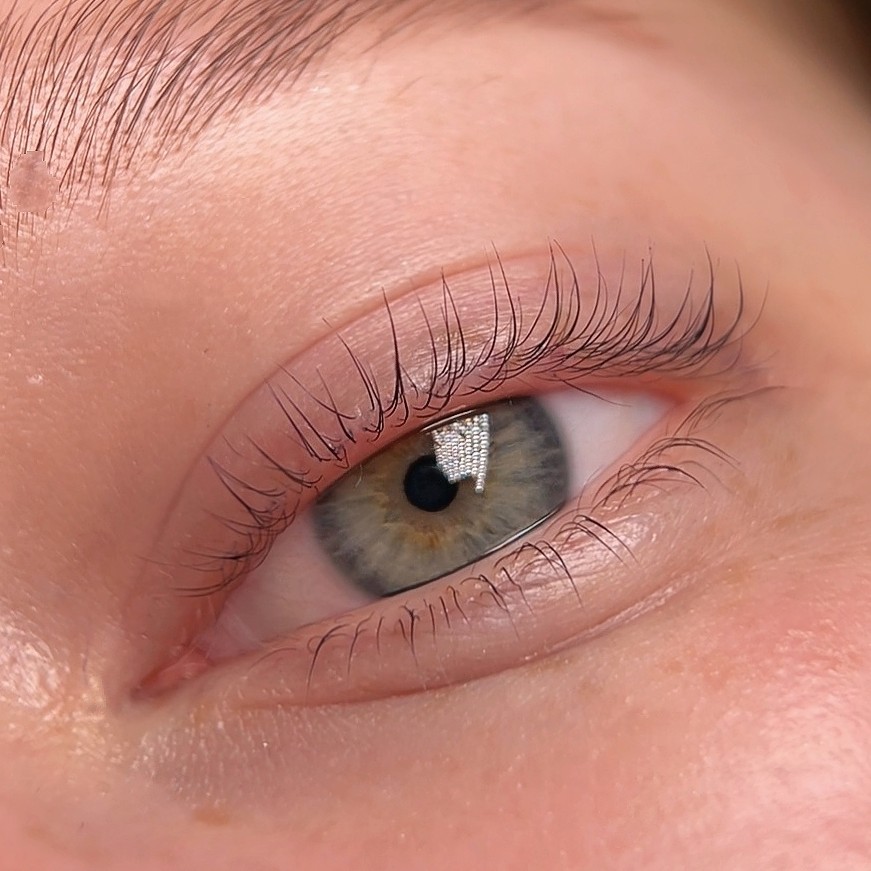 Ламинирование ресниц