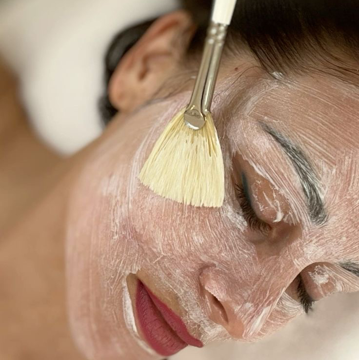 Уход для лица и зоны декольте по типу кожи и по проблеме