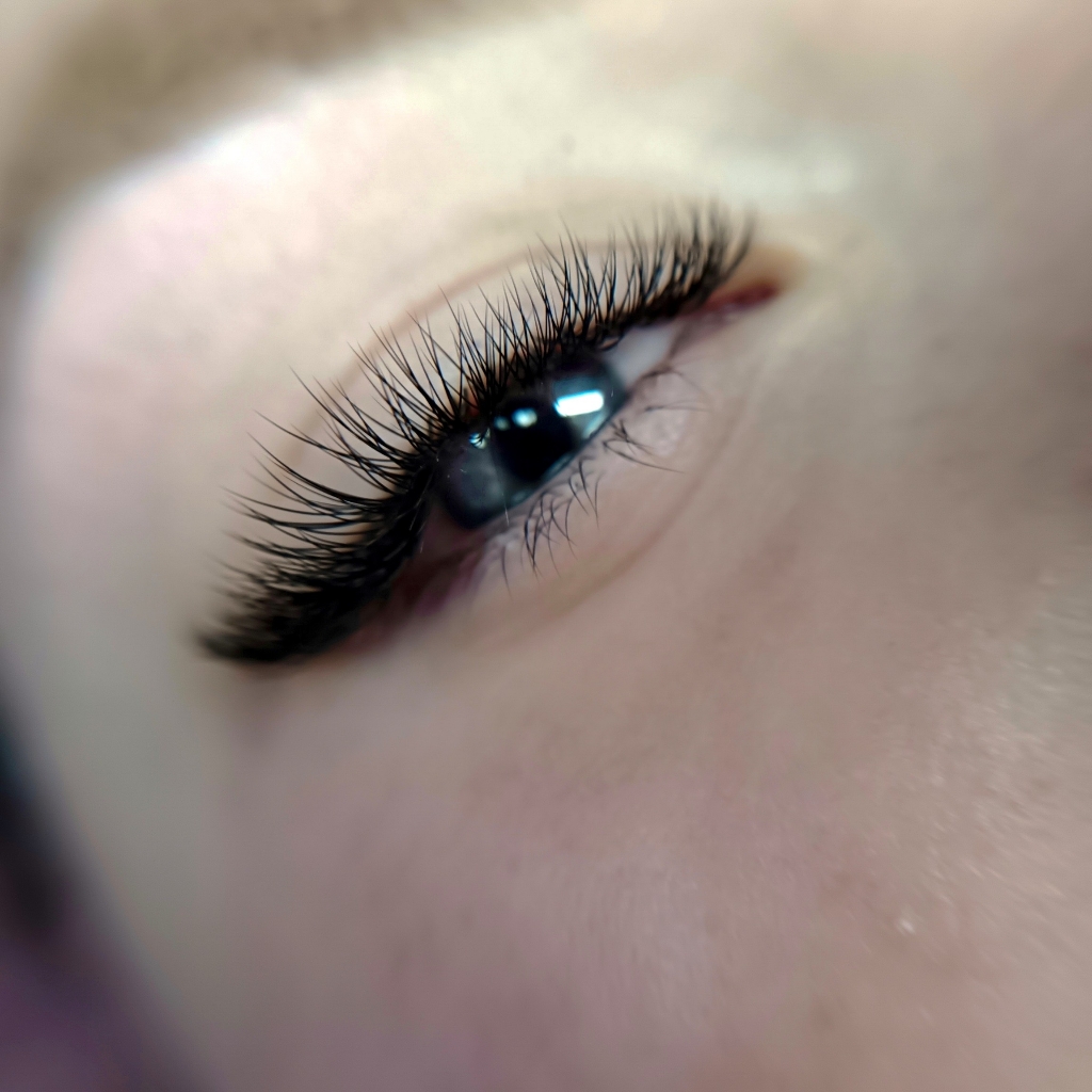 Наращивание ресниц 2D