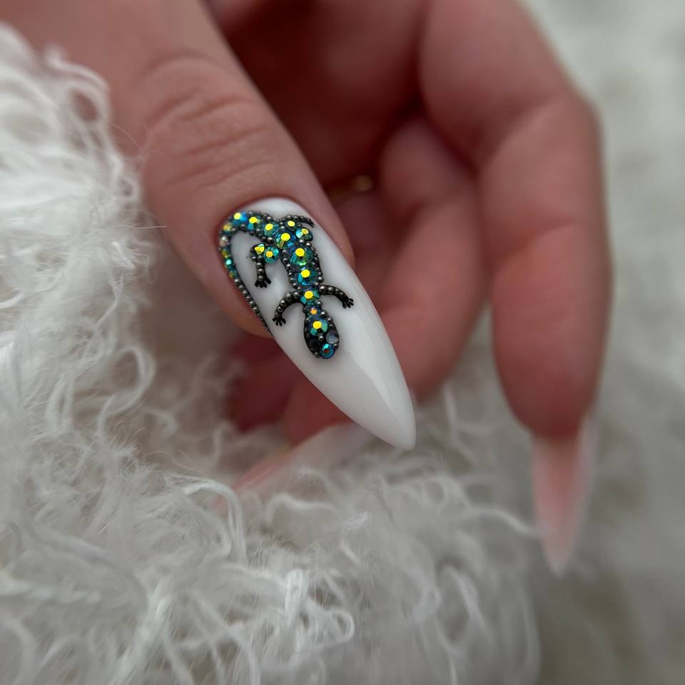 + Сложный дизайн ногтей