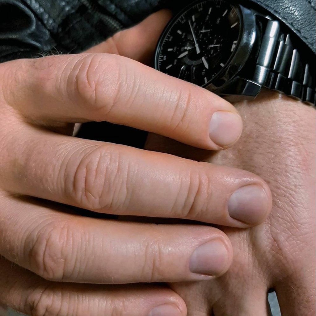 Маникюр мужской