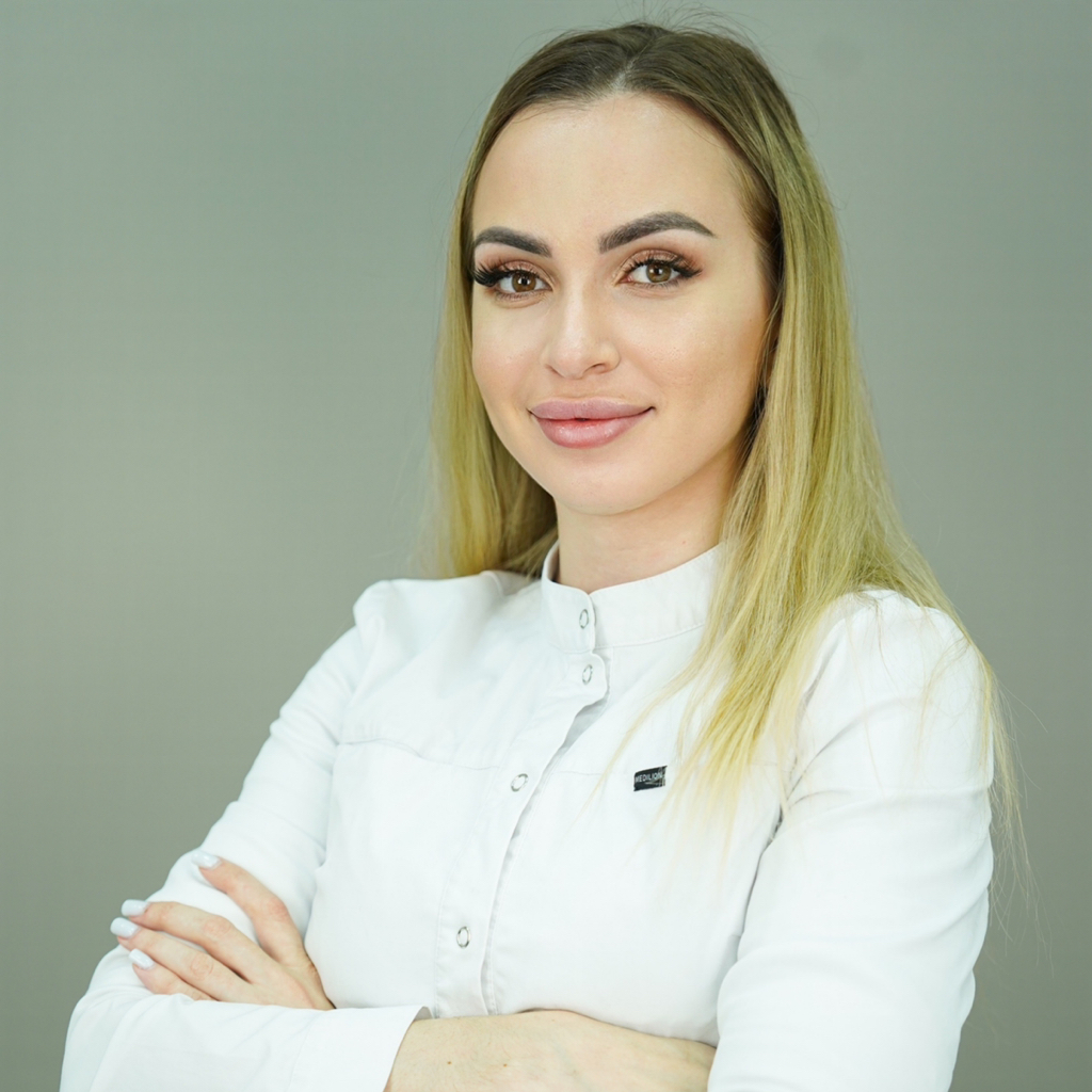 Абрамова Алина