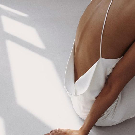 Спина до уровня поясницы (лазерная эпиляция)