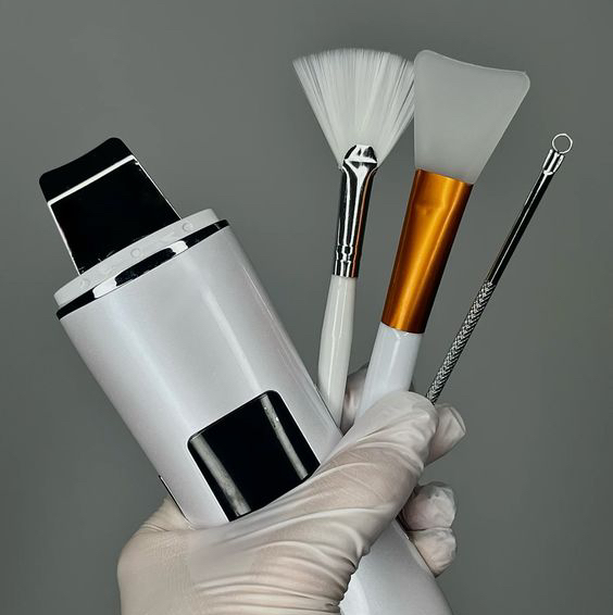 Механическая чистка лица (M.А.D)